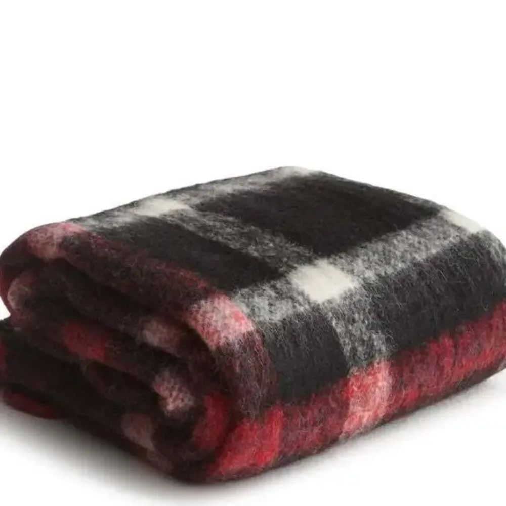 Vera Bradley ‘Ribbons Plaid’ Cozy Life Fleece Throw - NEW